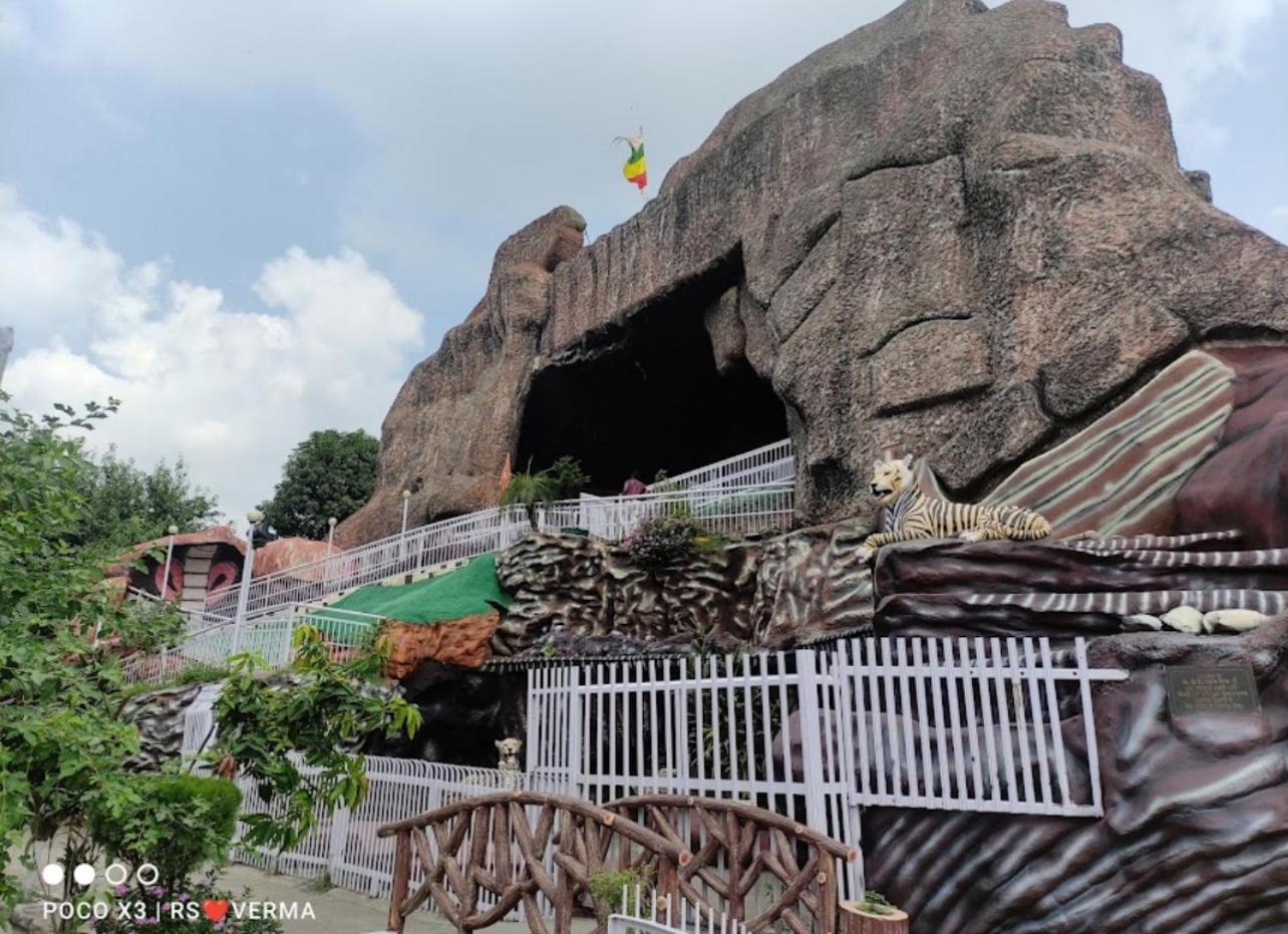Raja Guest House -- Jalandhar Railway Station -- For Family, Couples, Travellers Exterior foto
